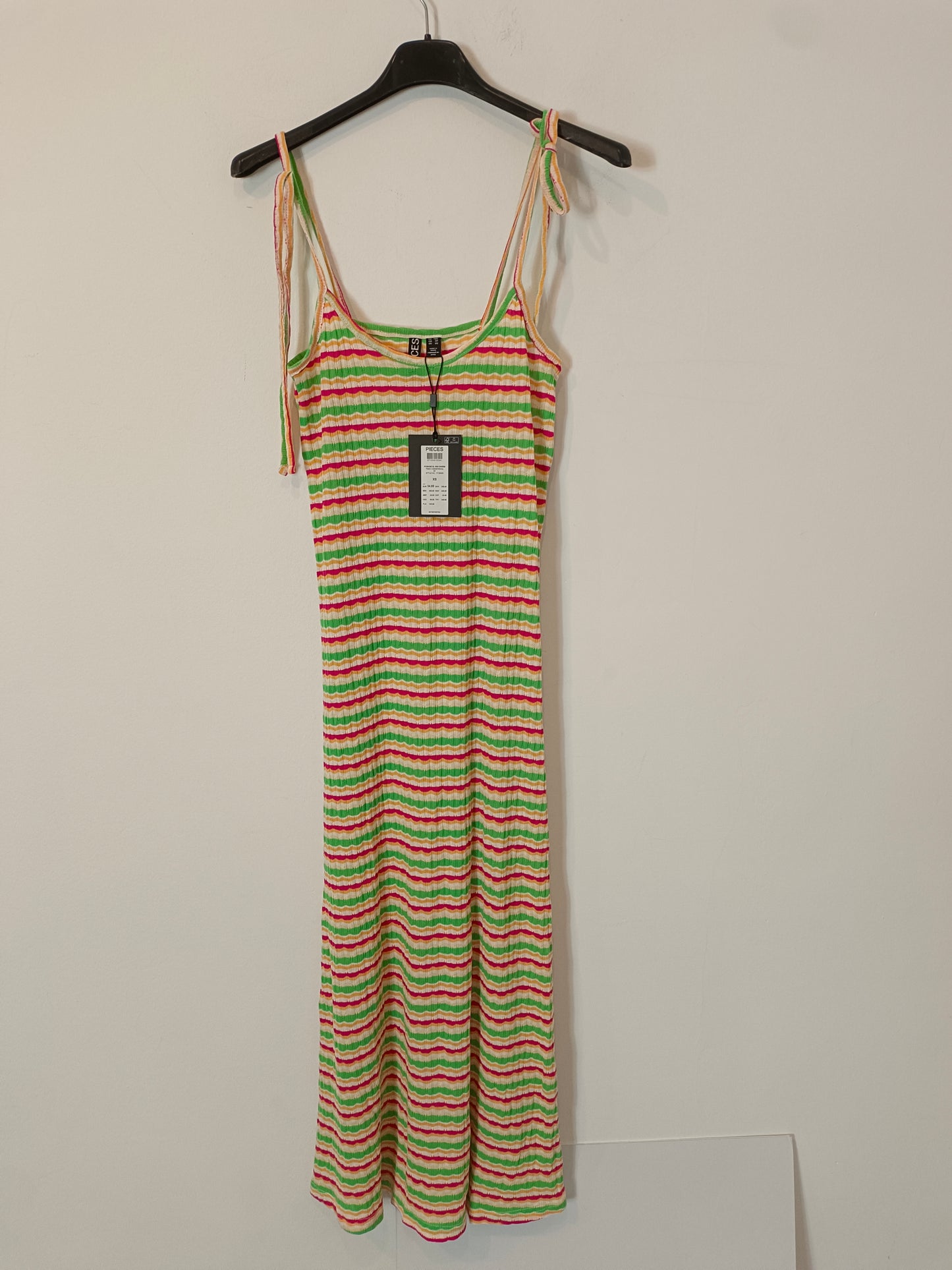 PIECES. Striped midi dress in colors T.xs