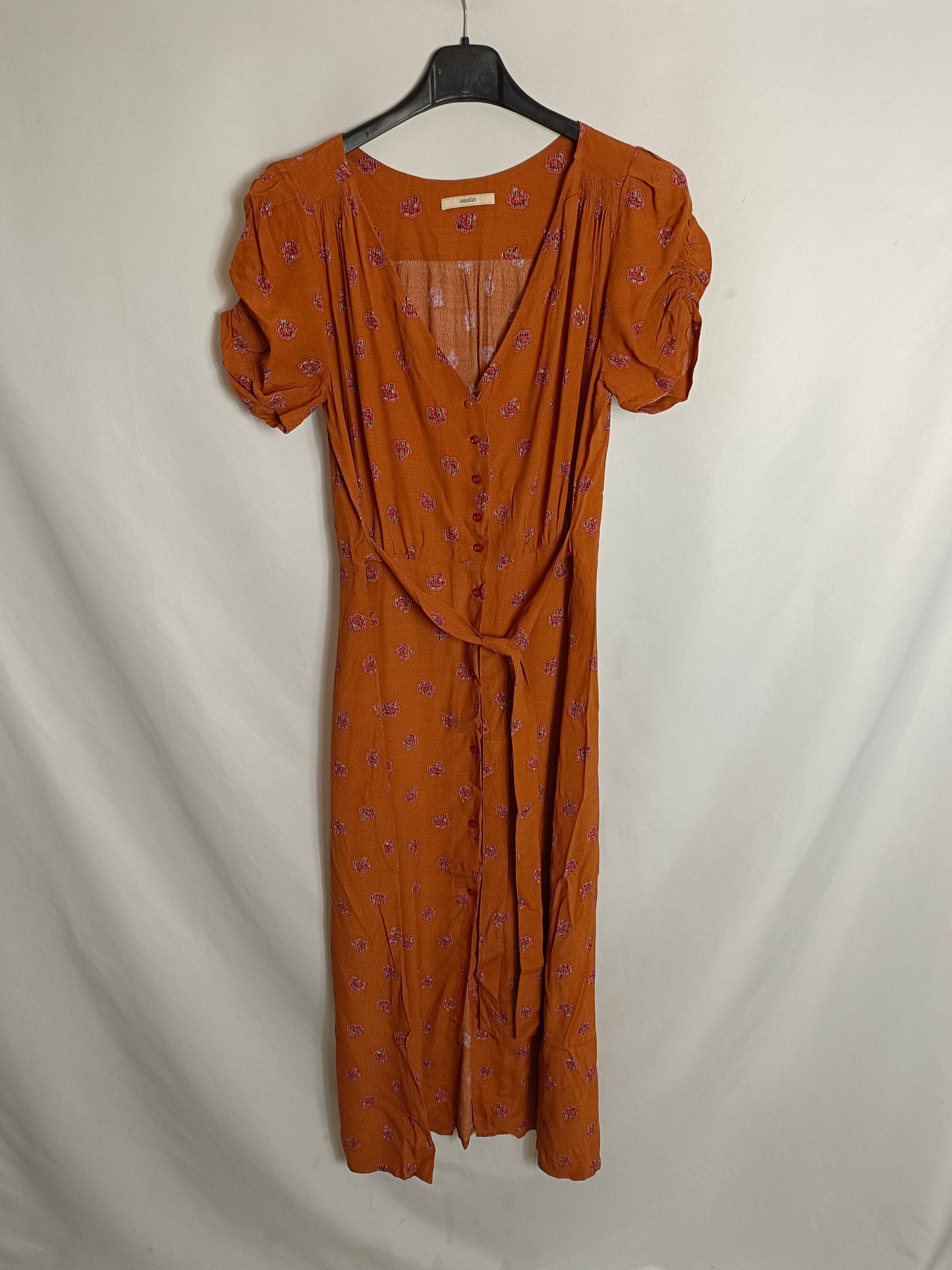 SESSUN. Long orange printed T-shirt dress.