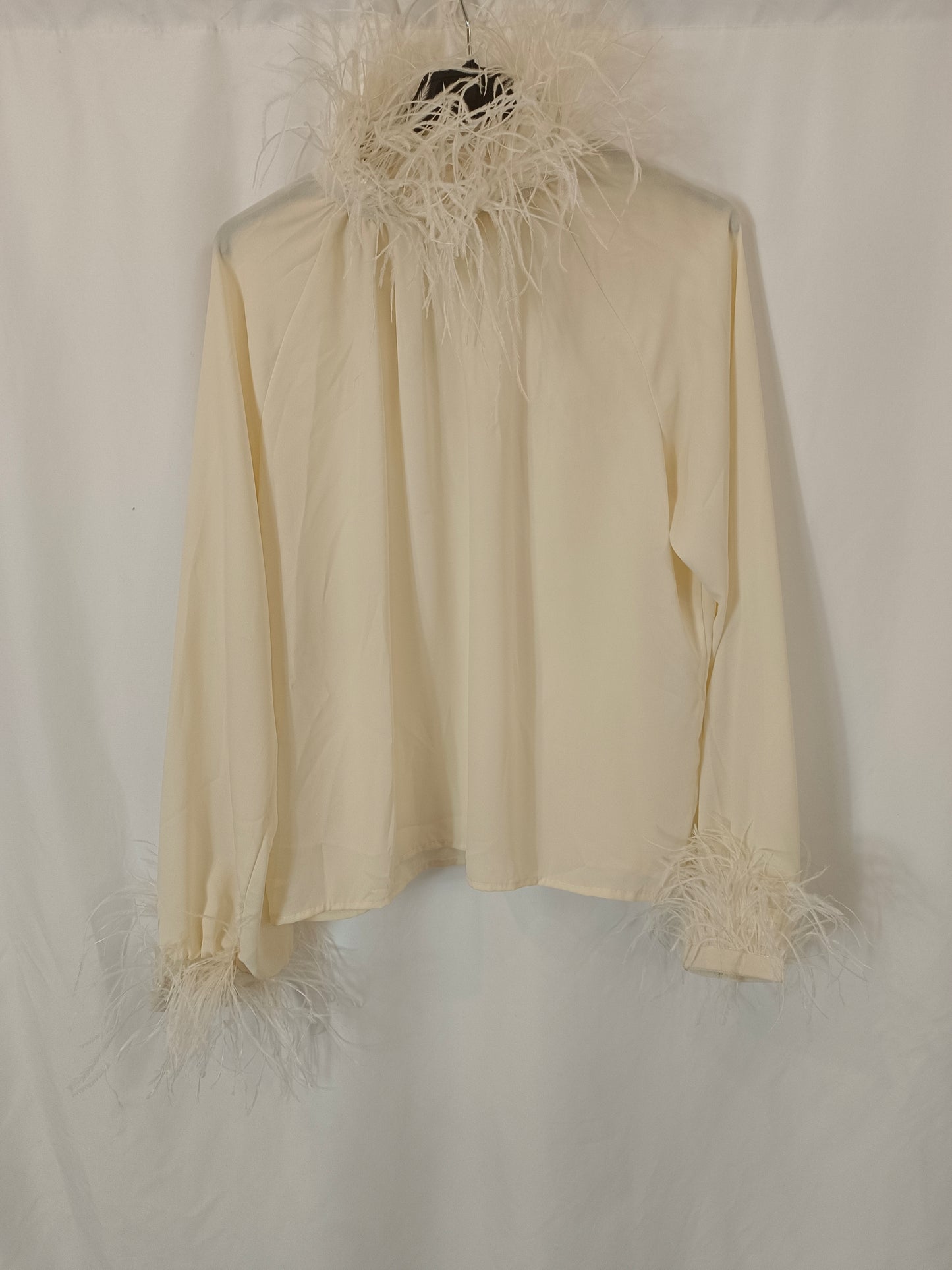 LUMINA. Beige feather blouse Ts