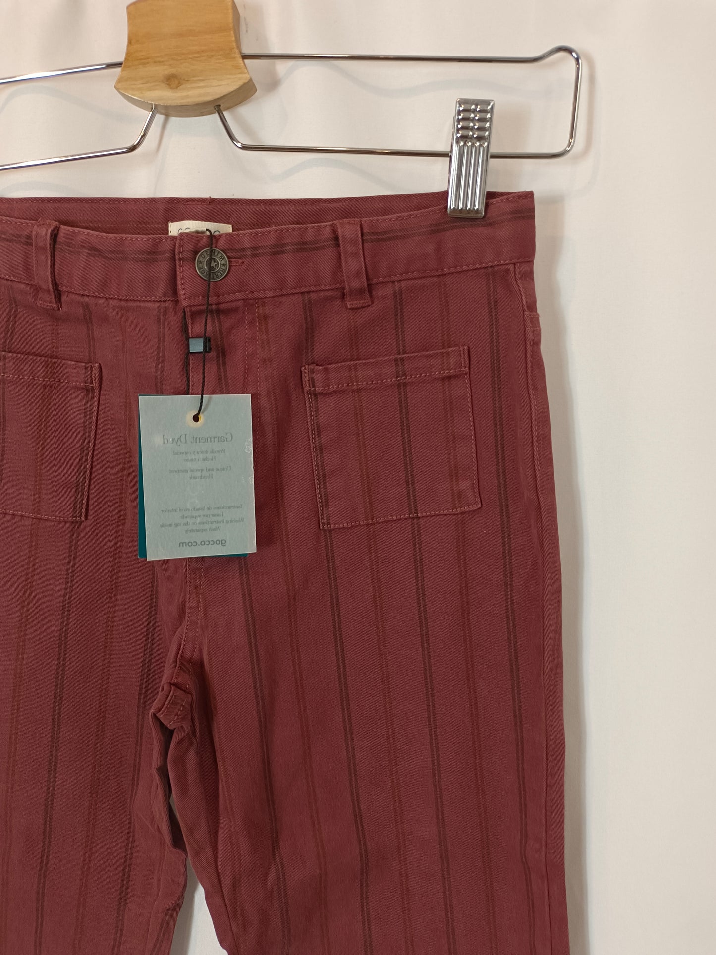 GOCCO. Striped burgundy trousers, size 9-10 years