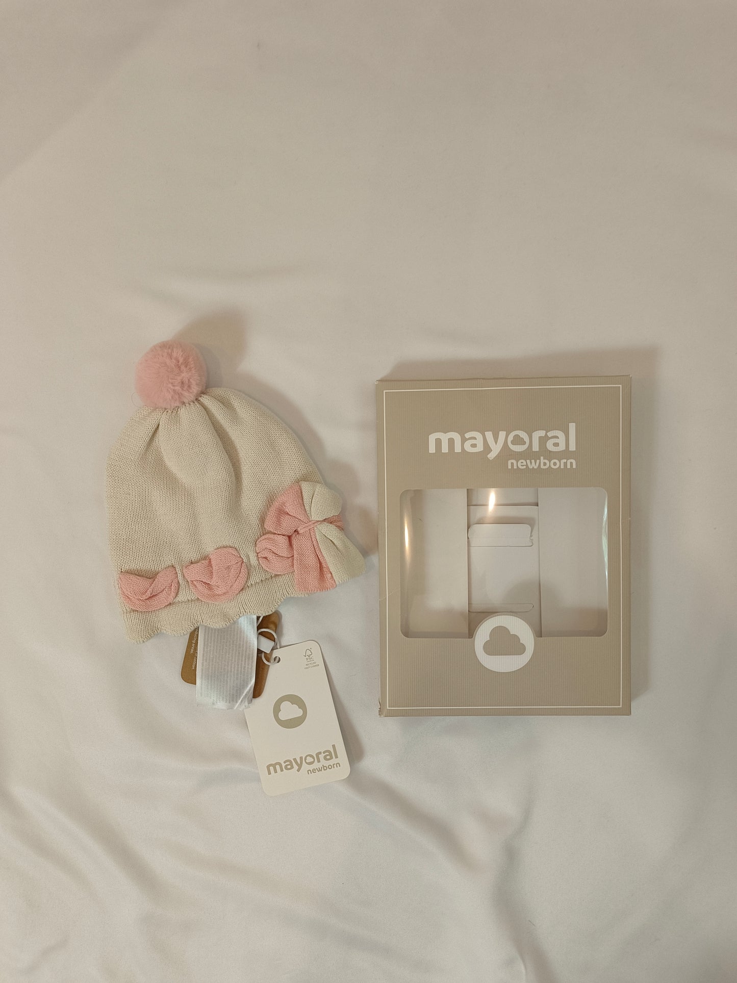 MAYORAL. Beige and pink knit hat, size 3 months