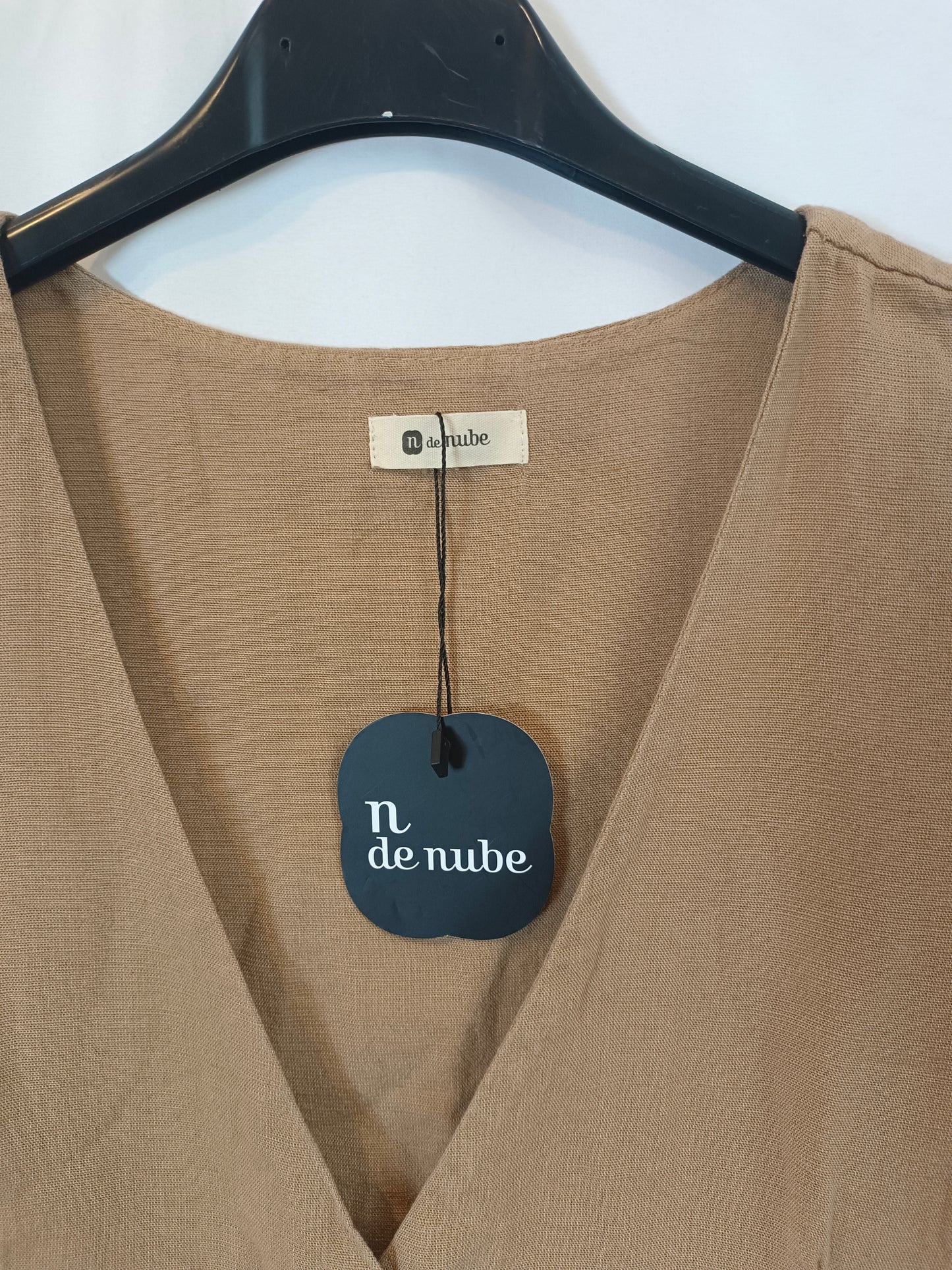 N DE NUBE. Chaleco beige botones T.u(s/m)