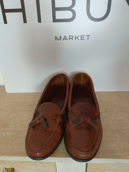 ANTONIO PARRIEGO. Brown leather loafers, size 40