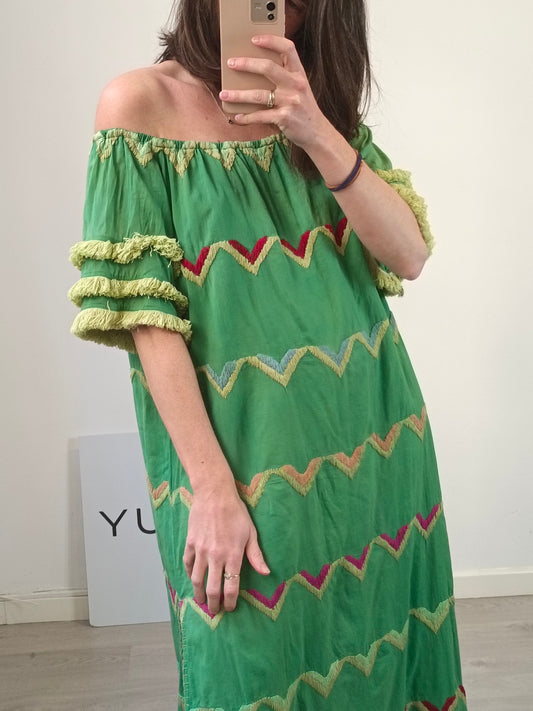 MICHONET. Vestido verde bordados. T S