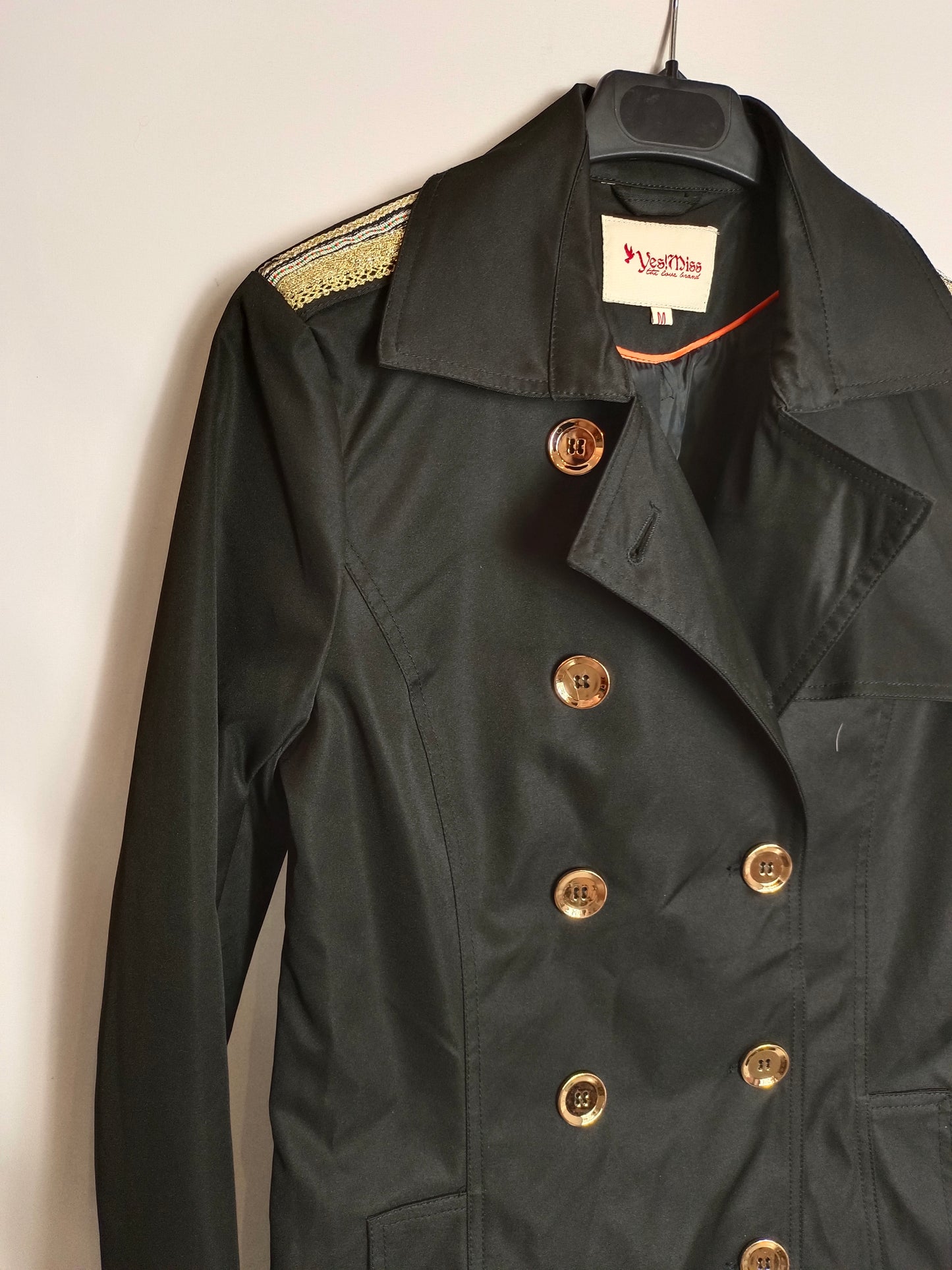 YES MISS. Black trench coat with Tm details