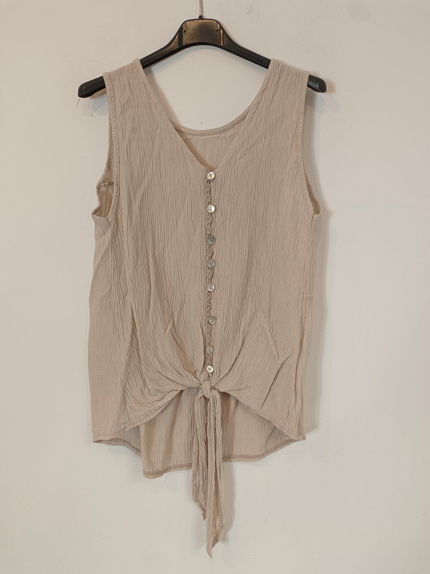 OTHERS. Textured beige top Tu(s/m)