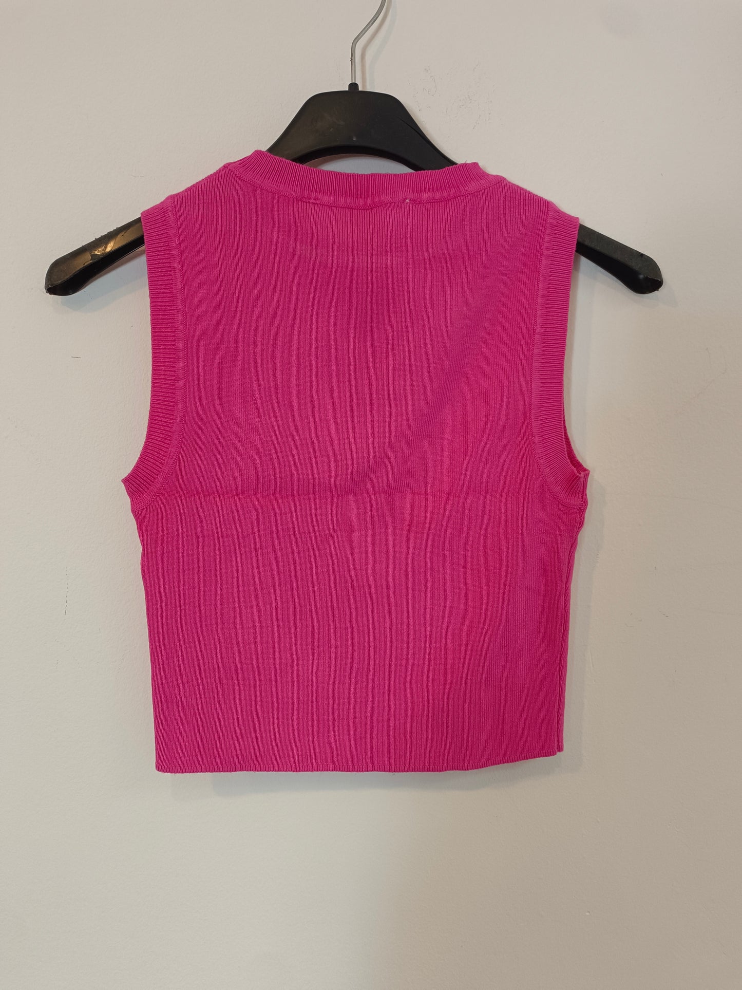 ZARA. Pink ribbed Ts top