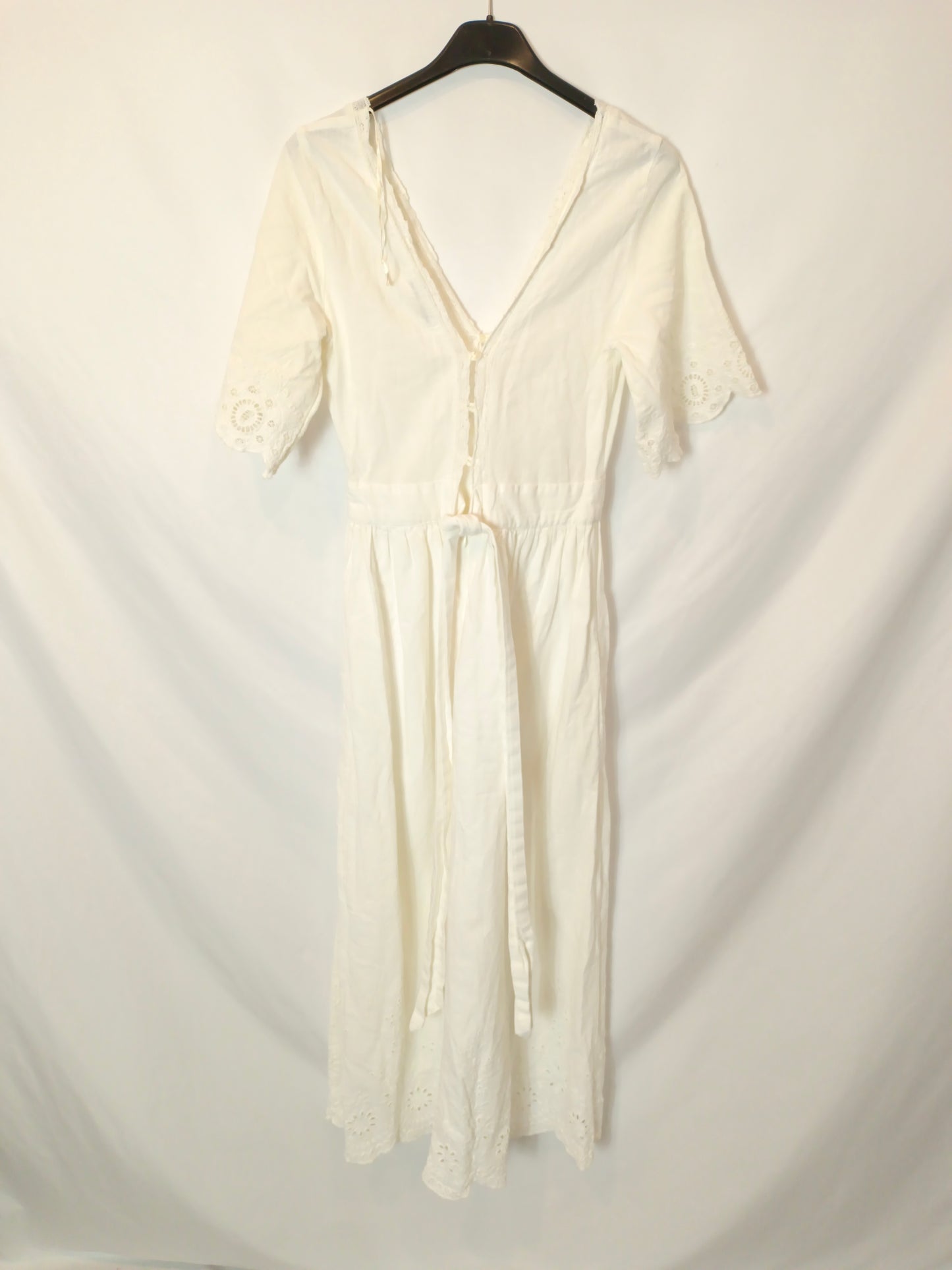 ZARA. White midi dress T.xs