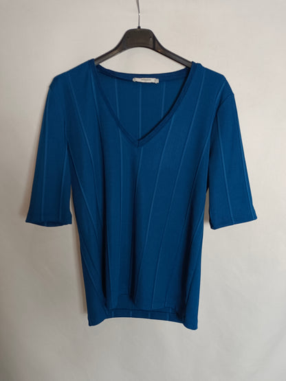 MANGO. Blue ribbed top Tm