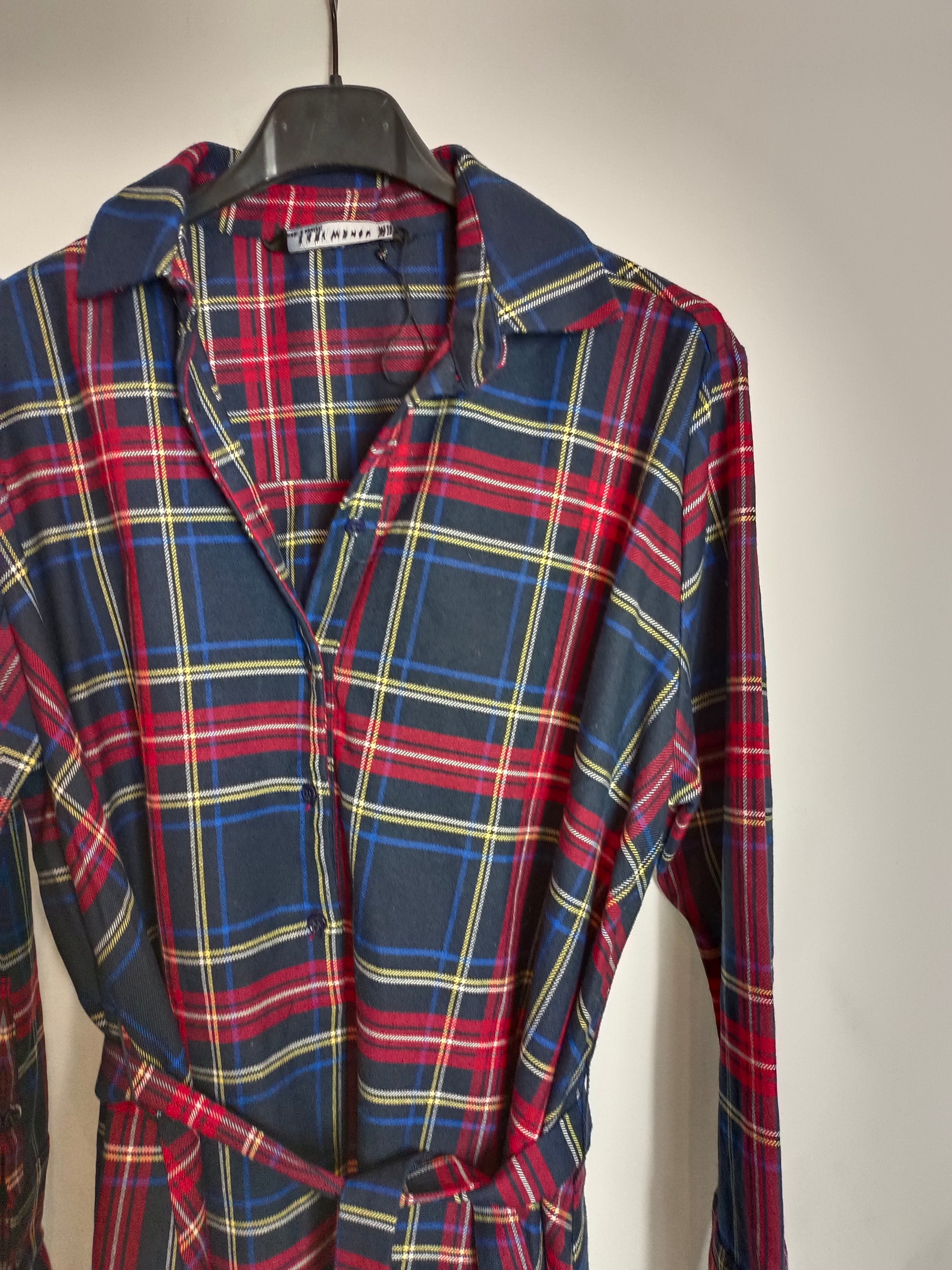 Asymmetrical checked=