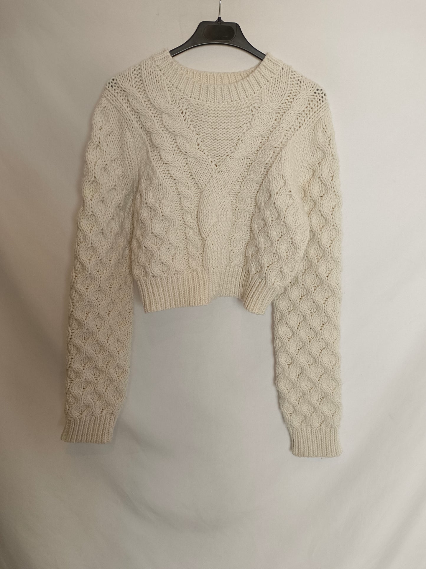 ZARA. Jersey cortito beige T.m