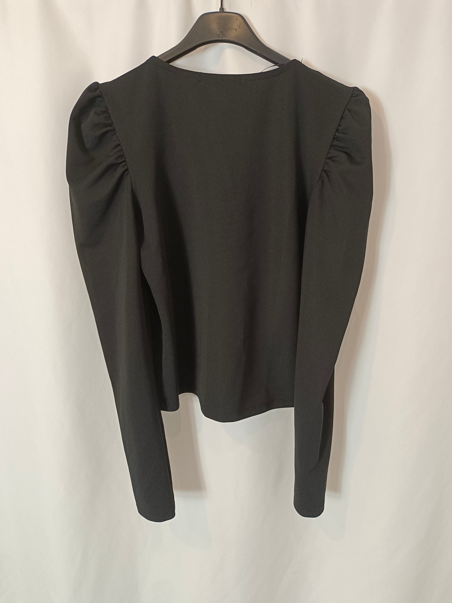 PULL&BEAR. Top negro mangas T.m