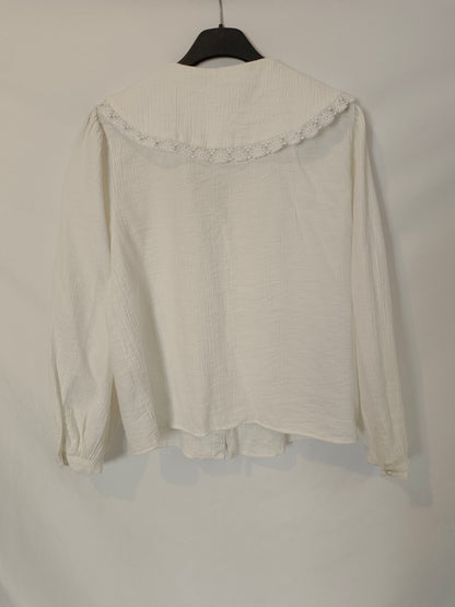 ZARA. Blusa beige cuello bebé T.s
