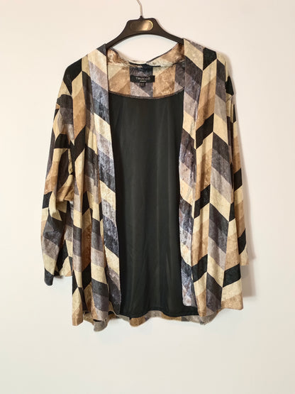 TRUCCO. Total look terciopelo T.m/l