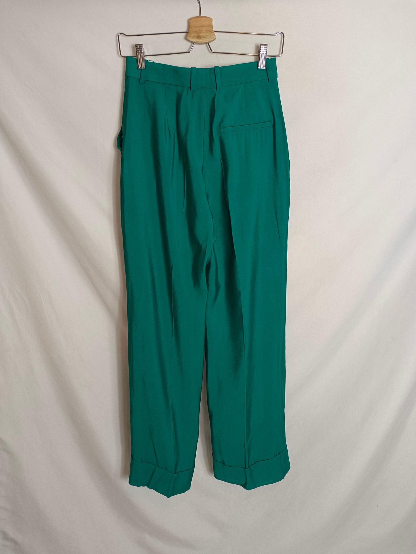 ZARA. Total look verde pantalón y blazer T.xs/s