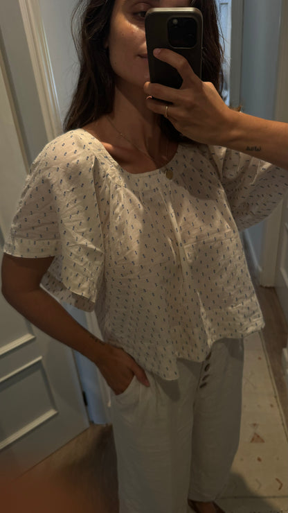 BELLEROSE. Beige blouse with blue embroidery S.1(s)