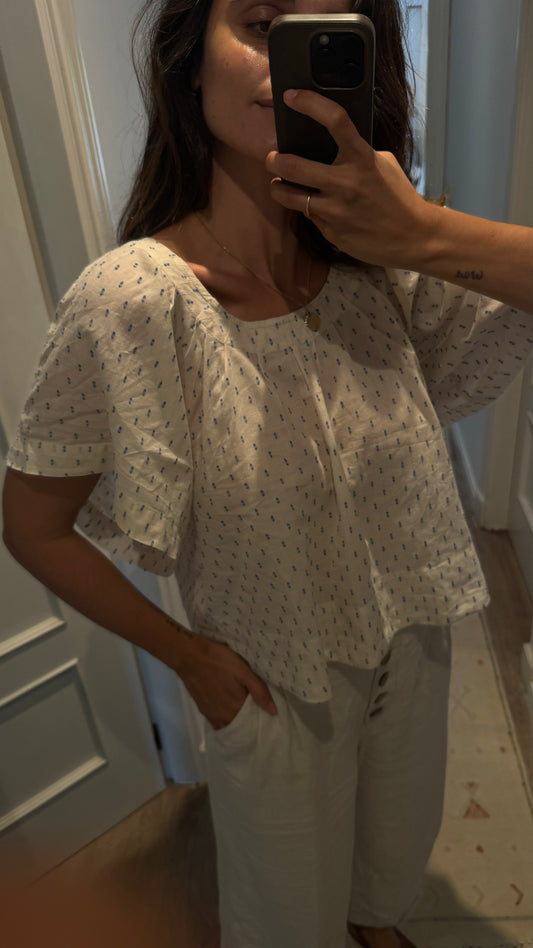 BELLEROSE. Beige blouse with blue embroidery S.1(s)