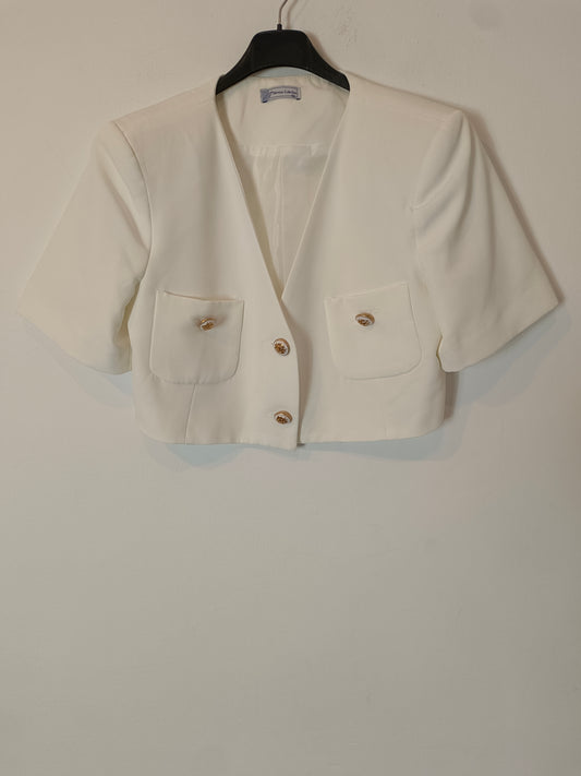 MILLENNIAN COLLECTION.  Chaqueta blanca manga corta T.m