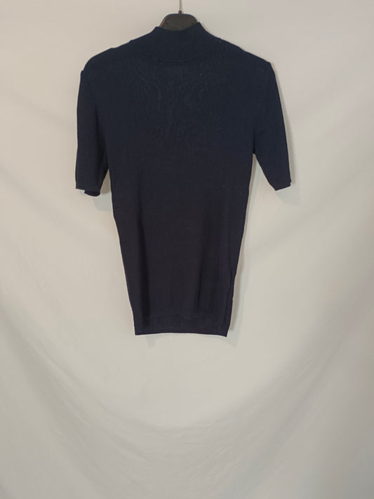 H&amp;M. Blue ribbed buttoned top S.36