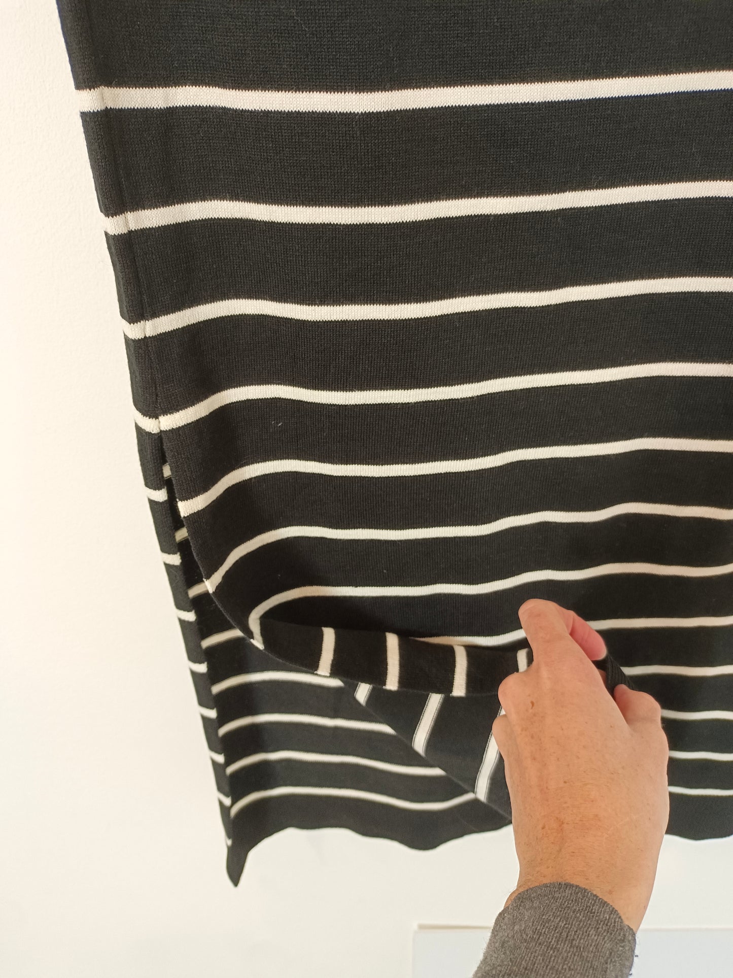 PIECES. Falda midi punto rayas T.xs