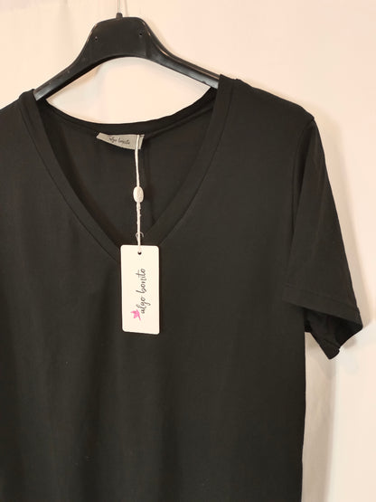 ALGO BONITO. Camiseta negra básica T.m
