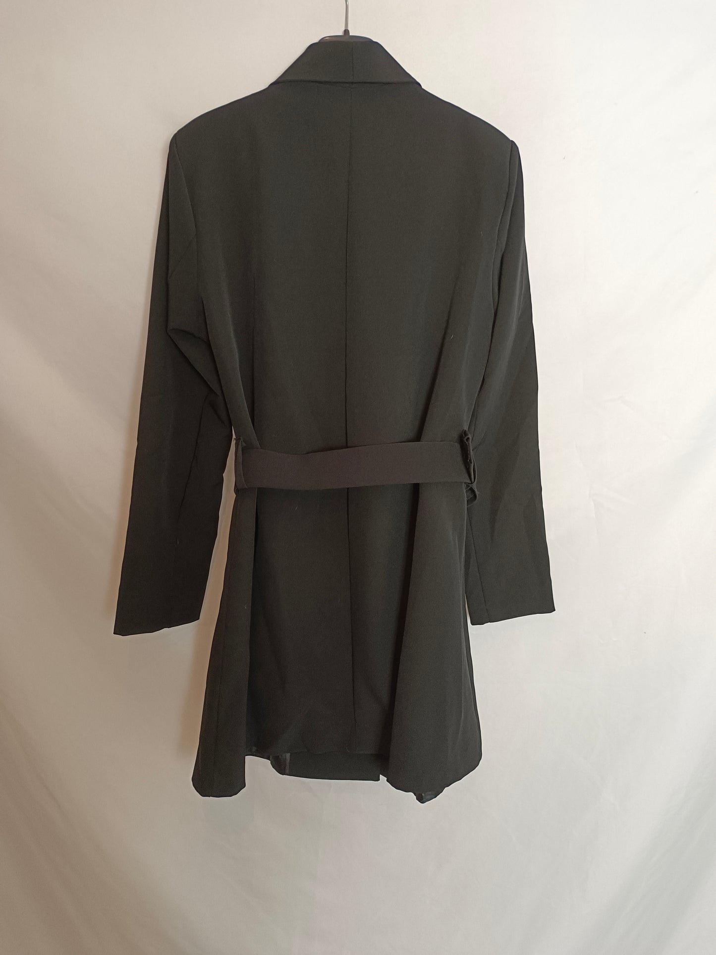 A PIE DE CALLE. Vestido blazer negro T.m