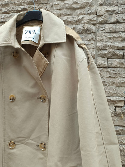 ZARA. Gabardina larga beige T.m(tara)