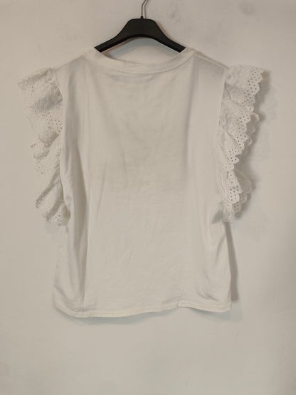 OTHERS. White T-shirt with drawing. TS