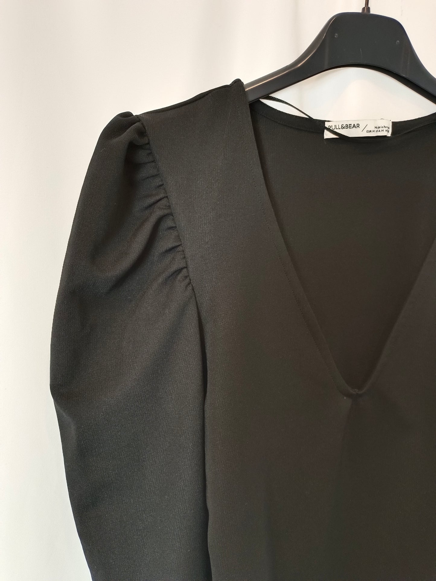 PULL&BEAR. Top negro mangas T.m