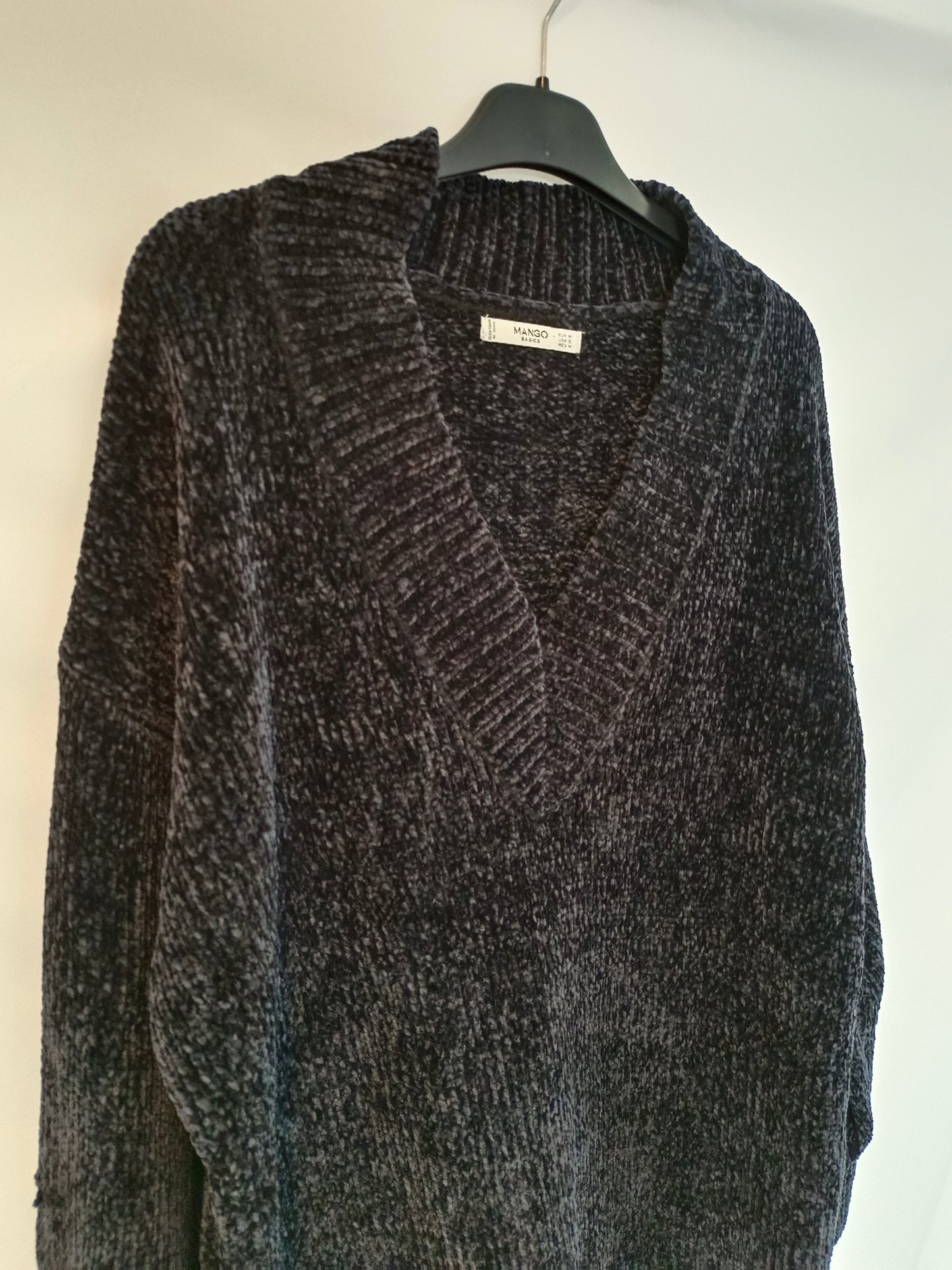 MANGO. Jersey negro aterciopelado T.m