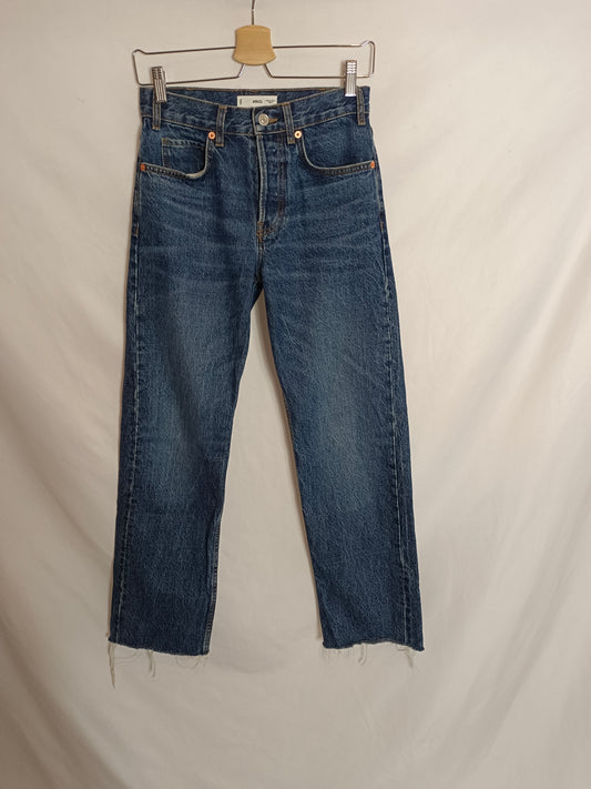 MANGO. Pantalón recto denim T.34