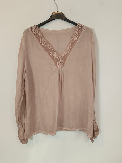 OTRAS. Top rosa empolvado encaje. T M