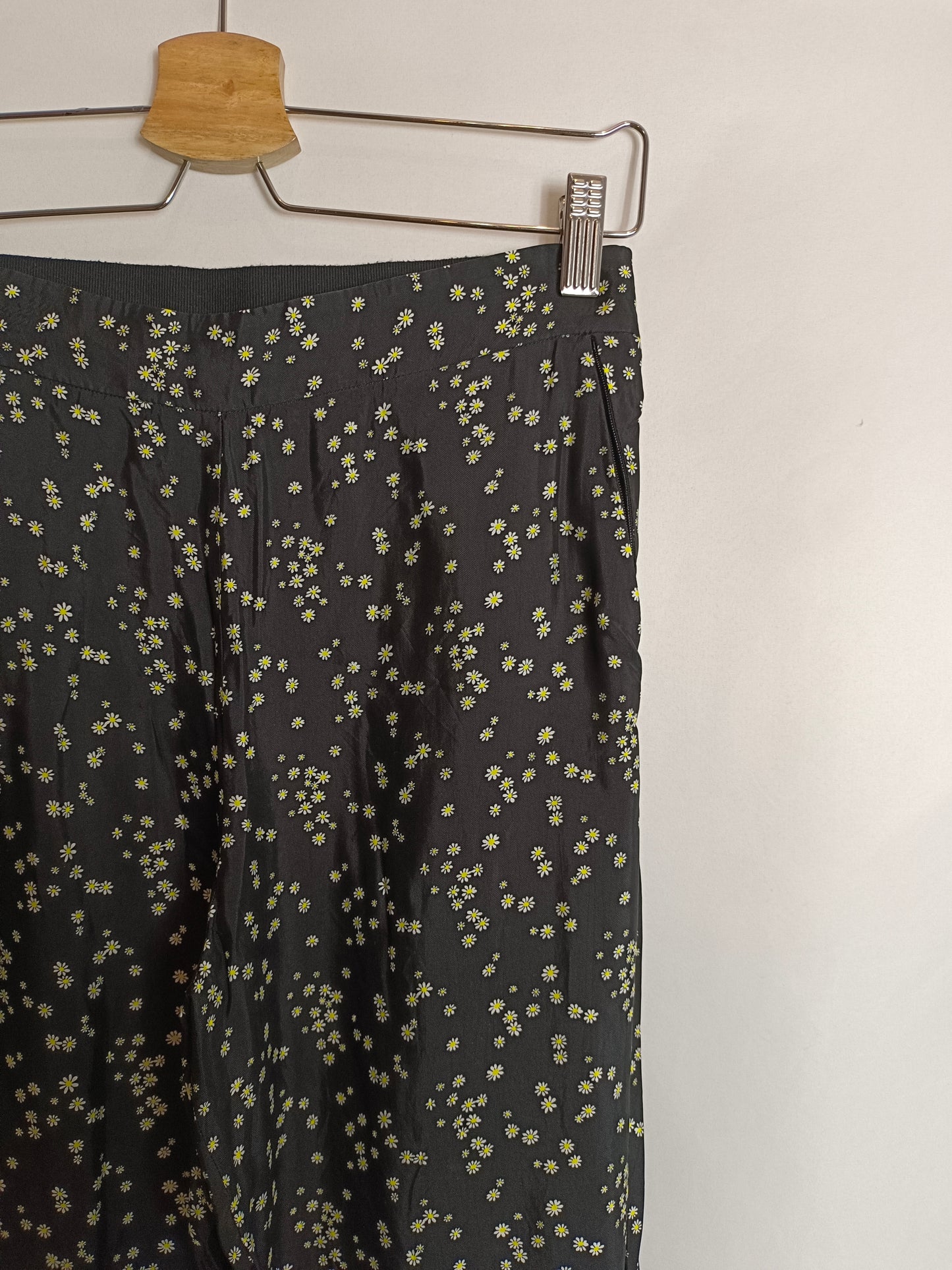 BIMBA Y LOLA. Flowy floral trousers, size 36