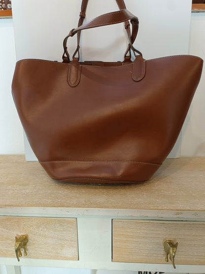 MANGO. Bolso marrón shopper
