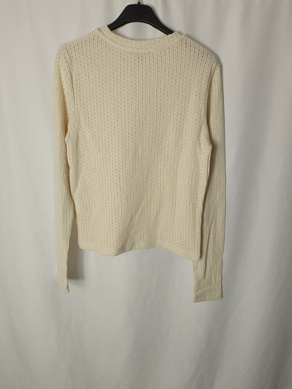 KIABI. Beige die-cut top TL