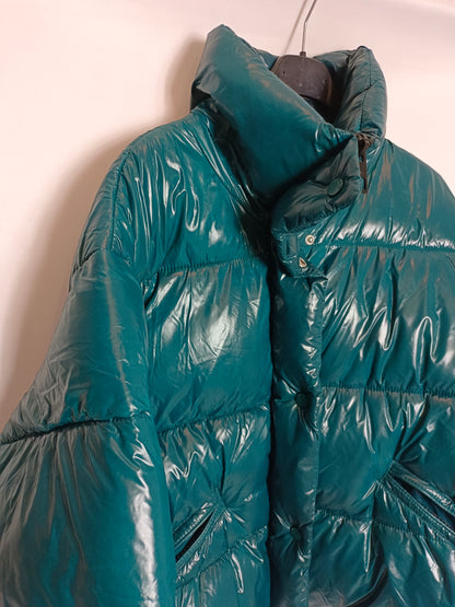 MANGO. Plumas verdee brillo TXL