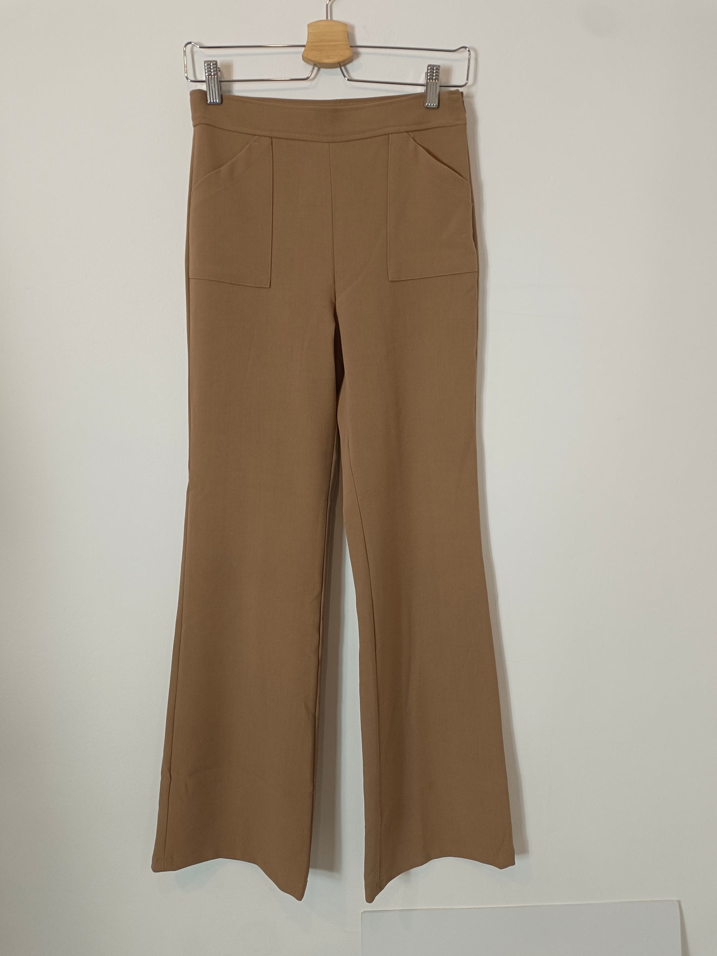ERRE. Semi-elastic beige pants T.36