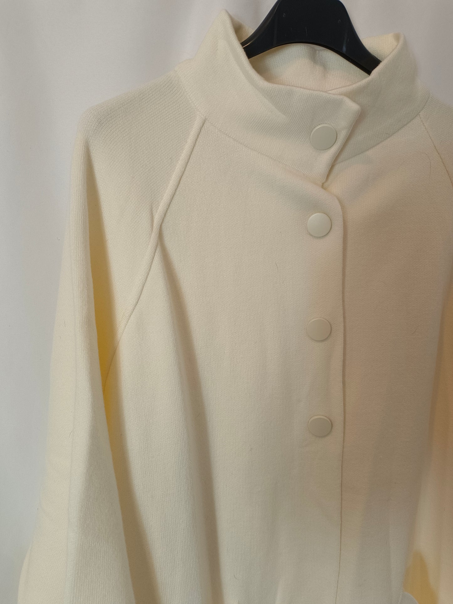 PARFOIS. Cárdigan beige botones TU(S)