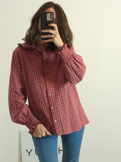 SIMONA. Gingham blouse, size 40