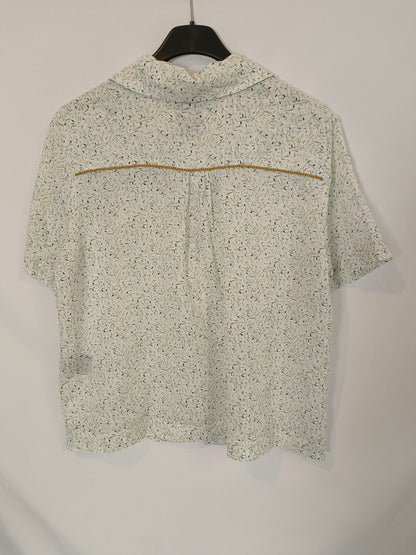 SKATÏE. Blusa blanca estampada T.m