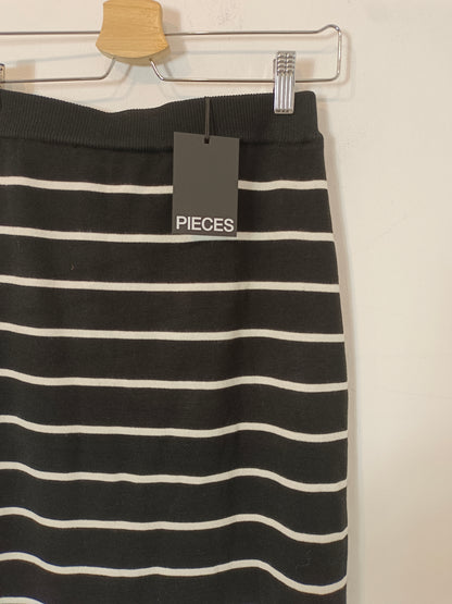 PIECES. Falda midi punto rayas T.xs