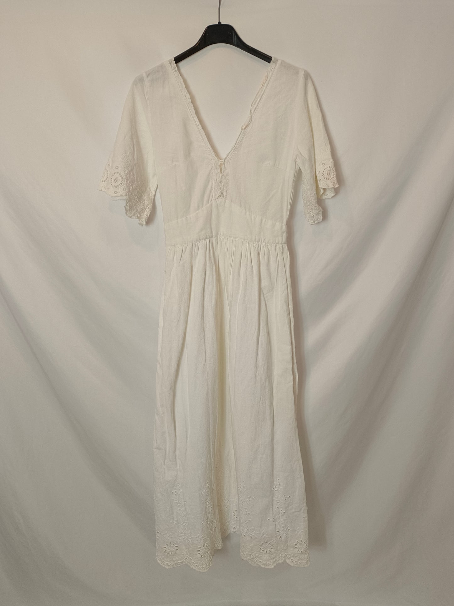 ZARA. White midi dress T.xs