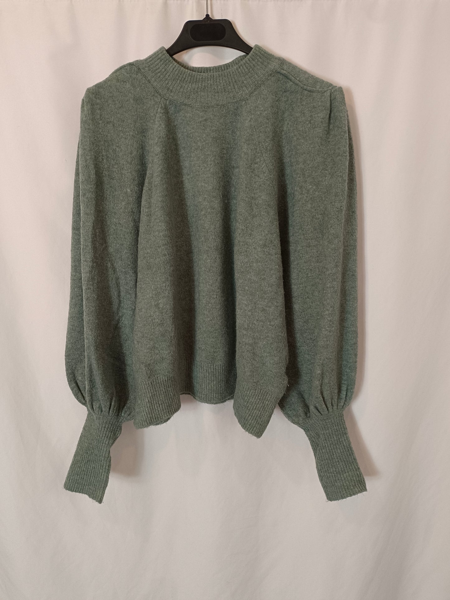 SFERA. Jersey verde agua detalle hombros T.m