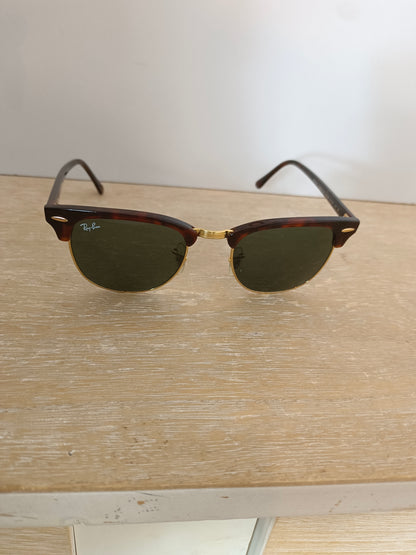 RAYBAN. Gafas de sol montura carey