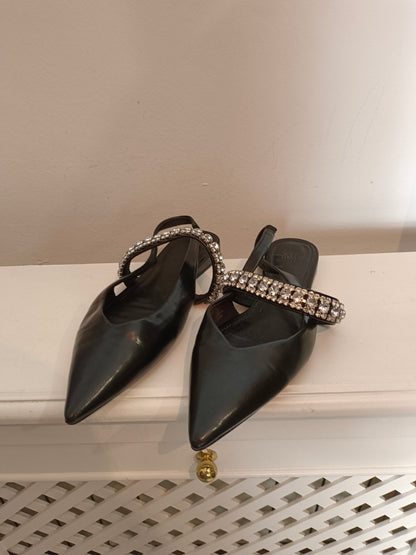 H&M. Bailarina negra pedrería T.38