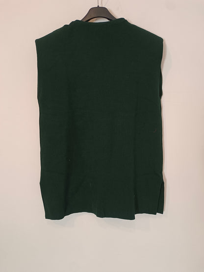 ZARA. Top verde hombreras T.m