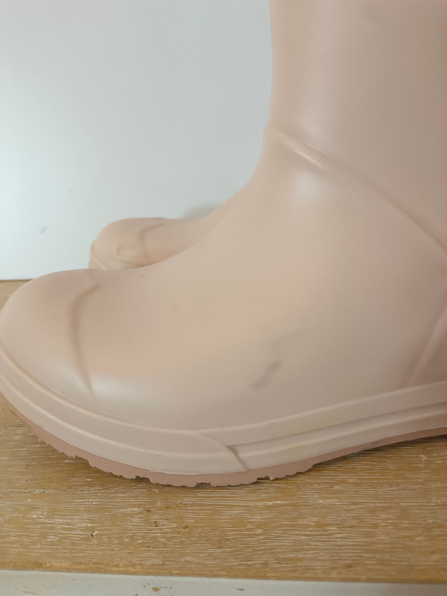 SAMSRABER. Pink rain boots size 39 (TARA)