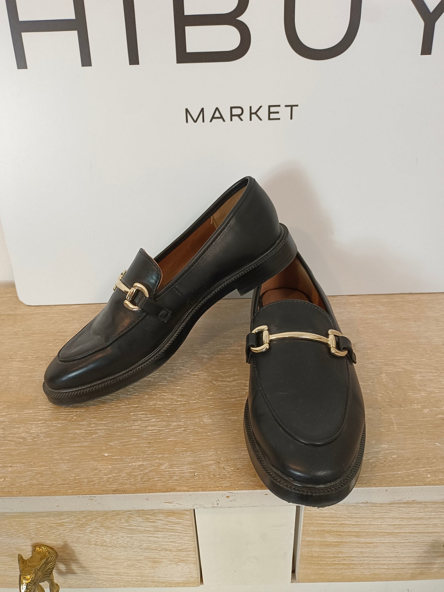 H&M. Mocasines negros hebilla T.36