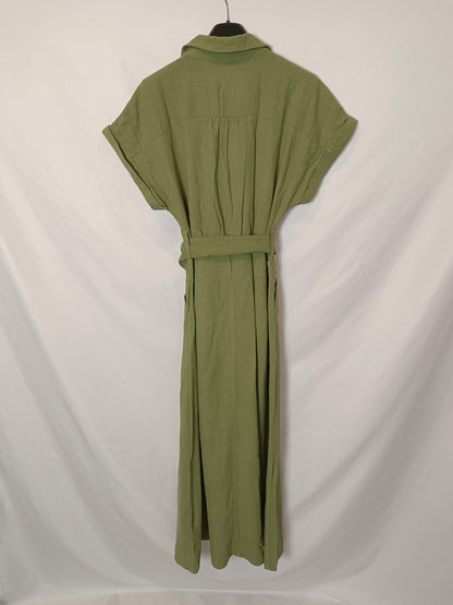 ZARA. Vestido largo verde abotonado T.s