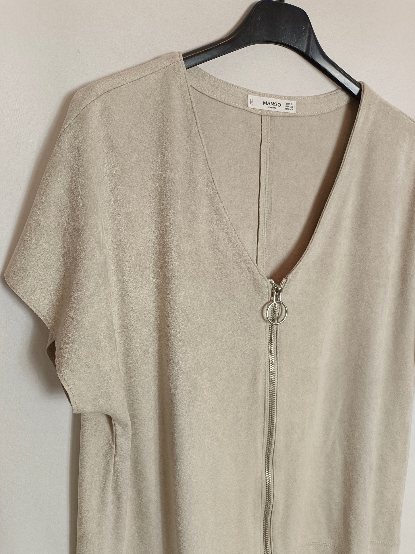 MANGO. Vestido antelina beige T.s